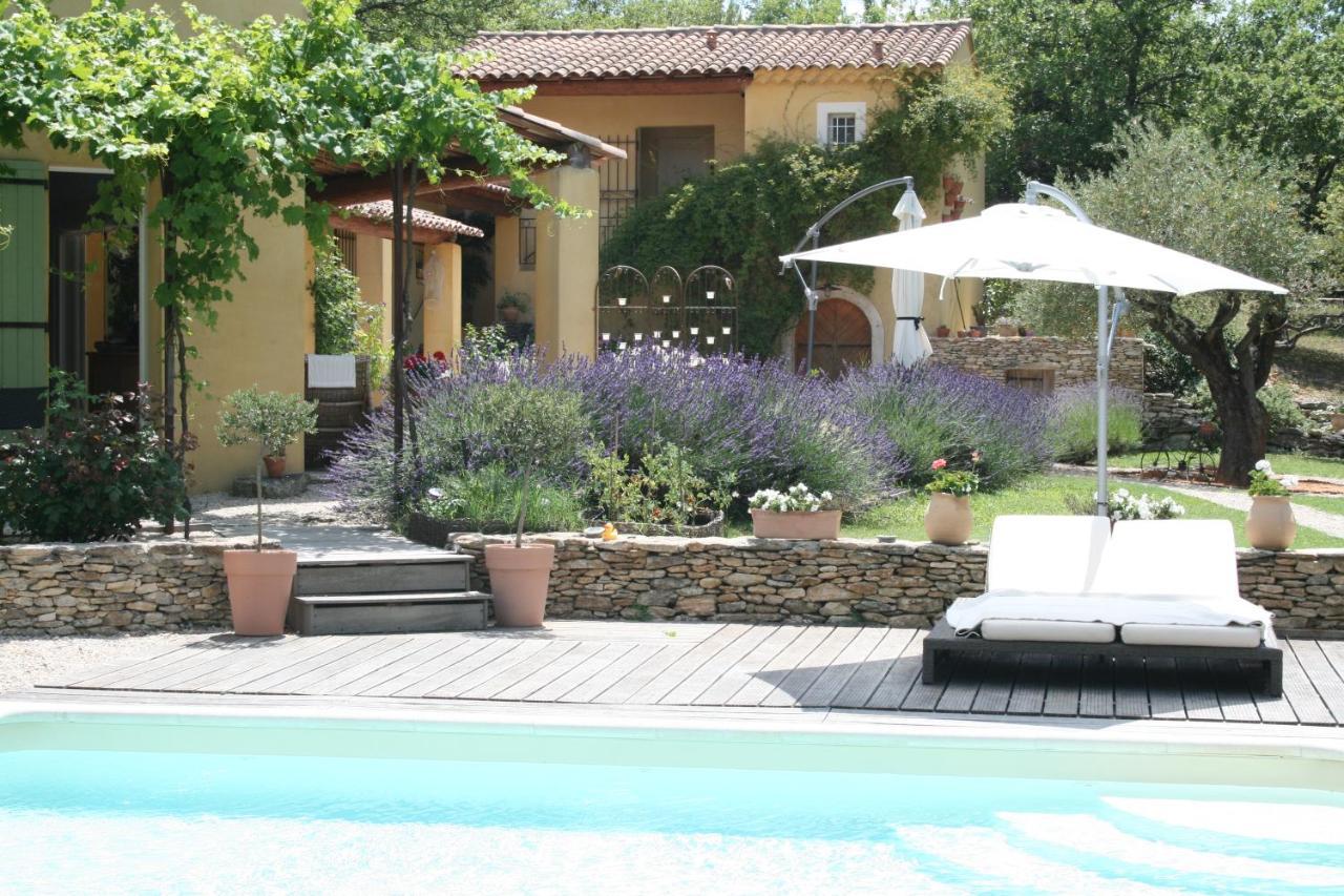 브나스크 Le Mas Des Pierres Blanches B&B 외부 사진