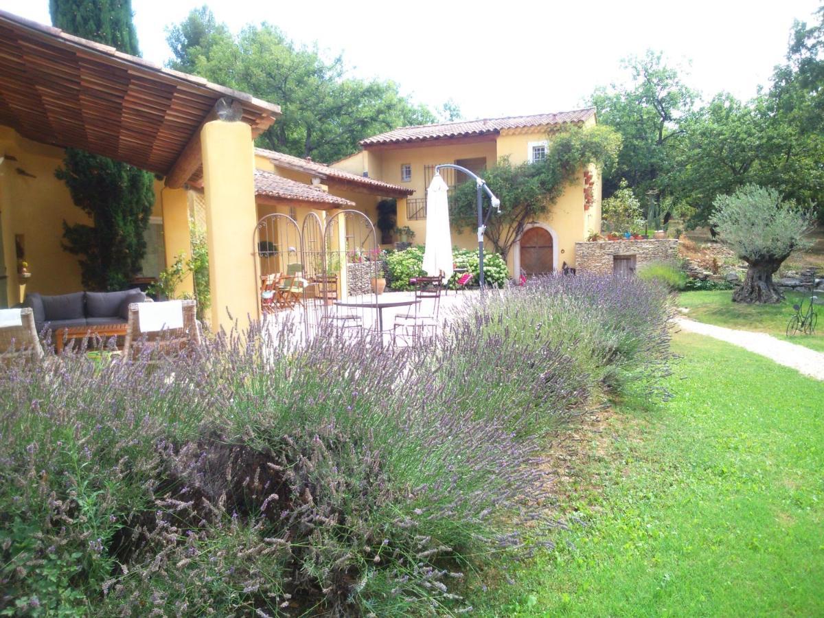 브나스크 Le Mas Des Pierres Blanches B&B 외부 사진